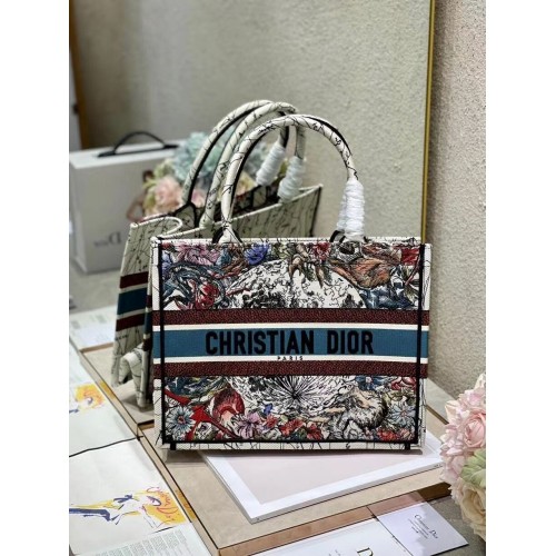 Чанта за книги DIOR Latte Multicolor Dior Constellation Embroidery M1296Z