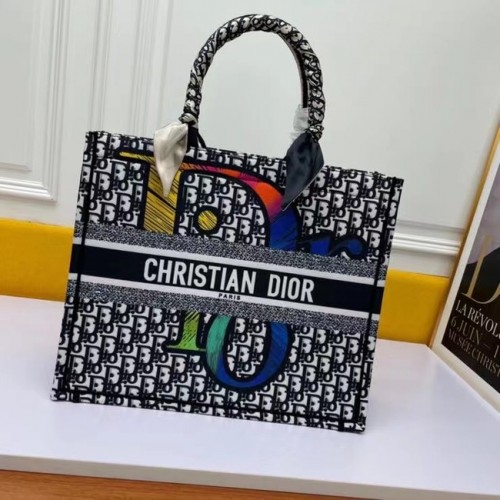 Чанта DIOR BOOK TOTE с многоцветна бродерия M1297ZR-10