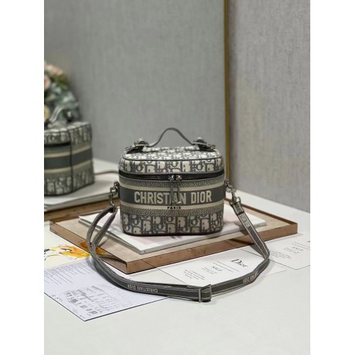 DIOR DIOR ПЪТЕН КЕСЕР ЗА КОШНИЦИ Dior Oblique Embroidery C9088 сив