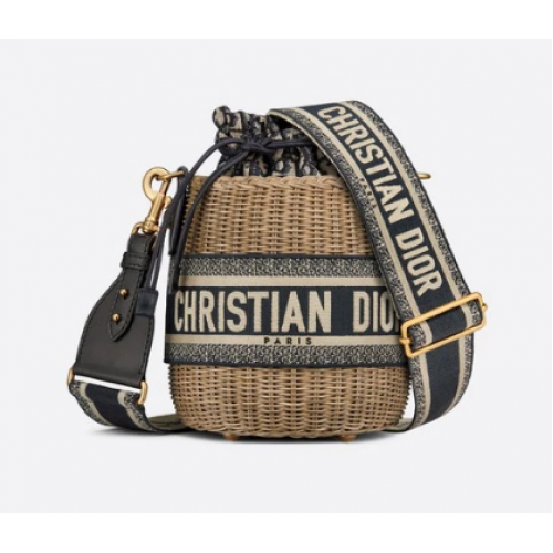 Чанта от ракита DIOR от син жакард Dior Oblique и естествена плетена материя M7600C