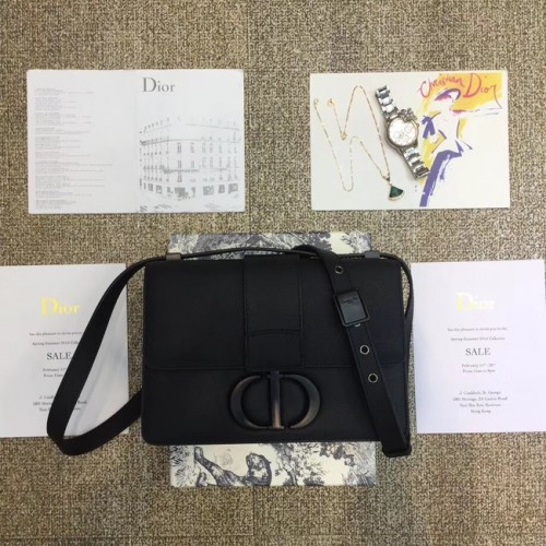 Чанта от телешка кожа Dior 30 MONTAIGNE M92030 черна