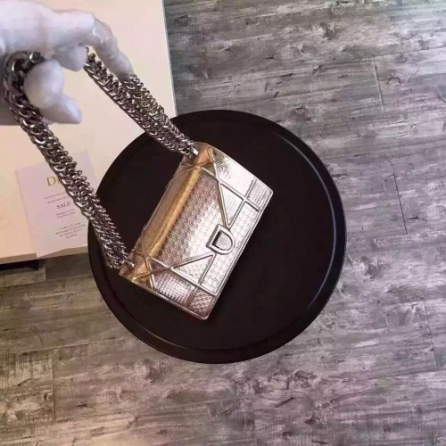 Чанта Dior Diorama от оригинална кожа CD13S златиста