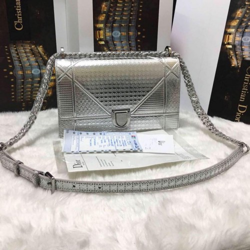 Чанта Dior Diorama от оригинална кожа CD13S, сребриста