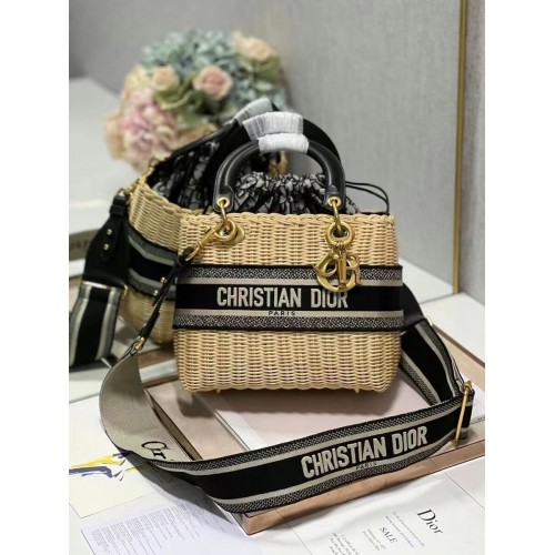 Дамска чанта Dior MEDIUM LADY C9916 черна