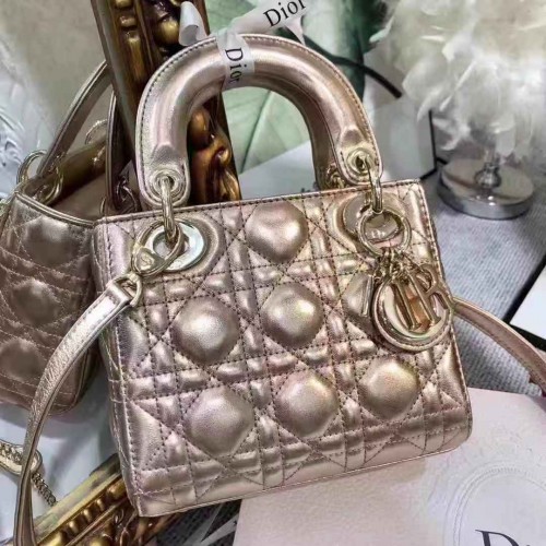 Dior MINI LADY DIOR Чанта от телешка кожа M0505 цвят шампанско