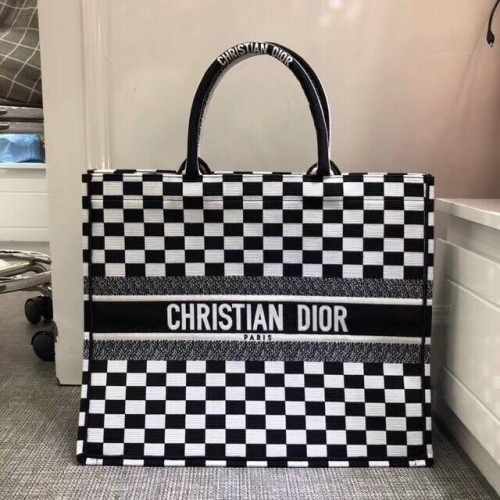 Dior Book Tote Bag Aus Besticktem Dior Oblique Toile 2863 Черно и бяло