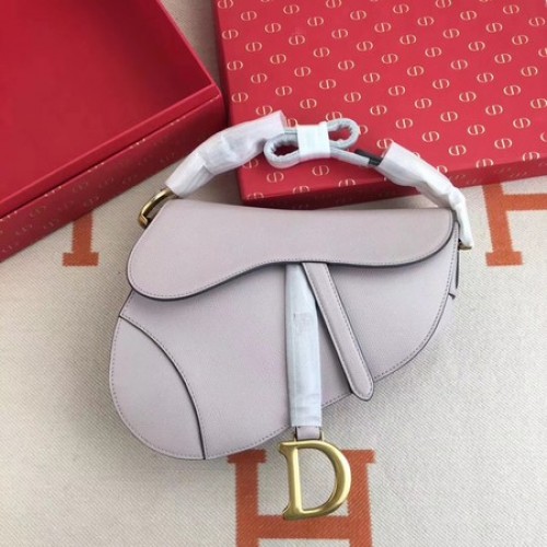 Dior SADDLE-TAS VAN KALFSLEER M0446C светло лилаво