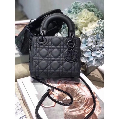 Dior ULTRAMATTE LADY DIOR-TAS M0505O черни
