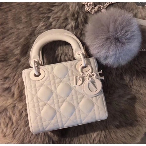 Dior ULTRAMATTE LADY DIOR-TAS M0505O бял