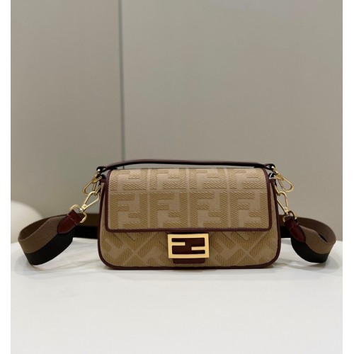 Чанта от плат FENDI BAGUETTE CHAIN FF 8BR600A кафява