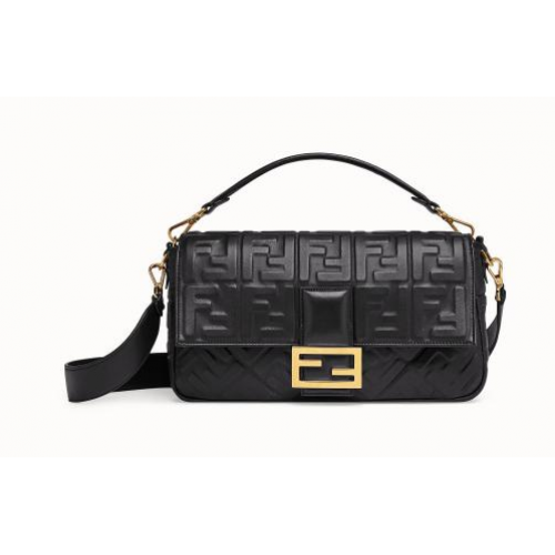 Голяма чанта за рамо FENDI BAGUETTE 8BR771A черна