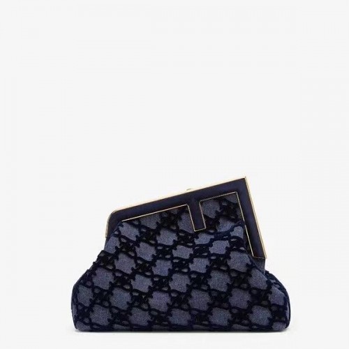 Чанта FENDI FIRST MEDIUM от велур 8BP127A в тъмносиньо