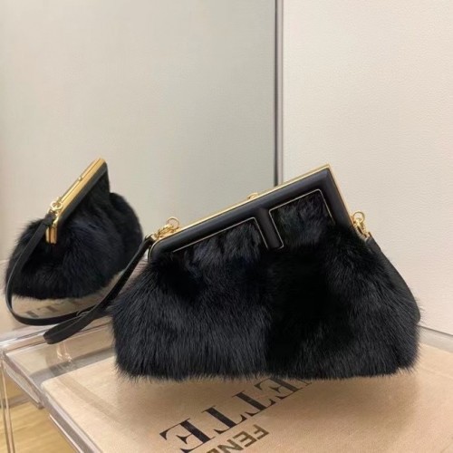 FENDI FIRST SMALL черна чанта от норка 8BP129A