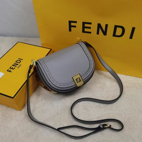 Кожена чанта FENDI MOONLIGHT 8BT346A сива