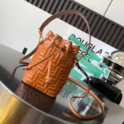 Кожена мини чанта Fendi Mon Tresor 8BS010 кафява