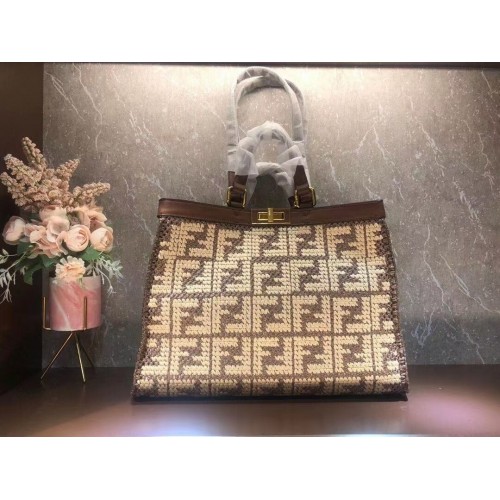 Чанта FENDI PEEKABOO X-TOTE FF от рафия 8BH374A кафява