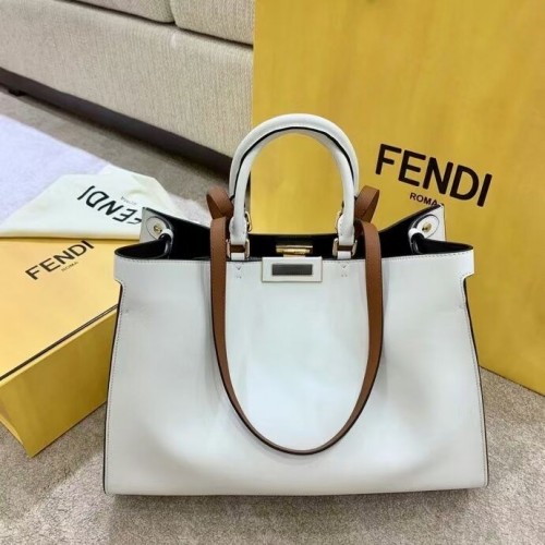 Кожена чанта FENDI PEEKABOO X-TOTE F1527 бяла