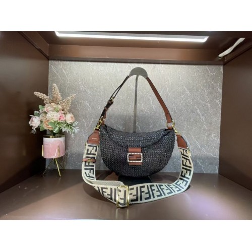 FENDI МАЛКА ПЛЕТЕНА ПЛАМЕНКА ЧАНТА 8BR790AFG черна
