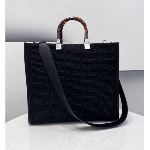 Чанта за пазаруване от плат FENDI SUNSHINE MEDIUM FF 8BH386A черна