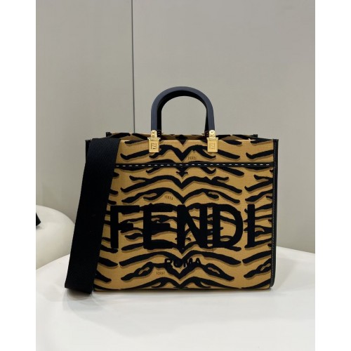 Чанта за пазаруване от плат FENDI SUNSHINE MEDIUM FF 8BM127 кафява