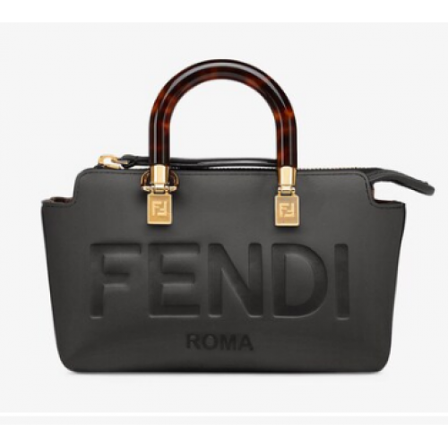 Fendi By The Way Mini малка кожена чанта Boston 8BS067A черна