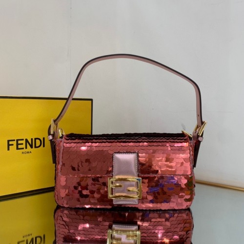 Чанта Fendi FF Baguette Gold Metal Sequin Broadway 2017, цвят вино