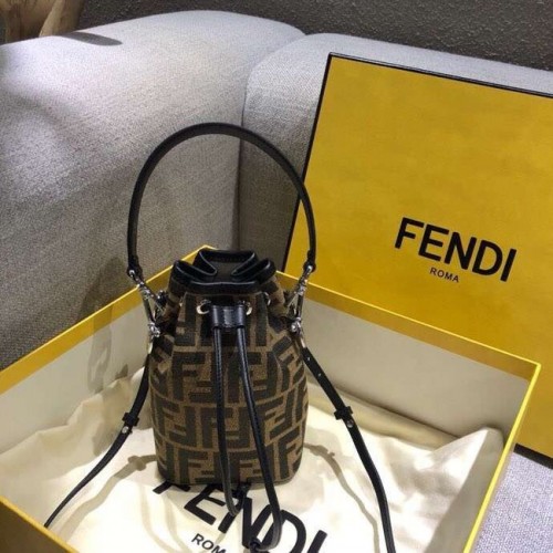 Мини чанта Fendi MON TRESOR 8BS010 черна