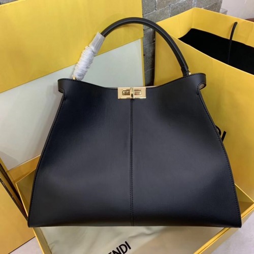 Чанта Fendi Original Leather PEEKABOO 3655 Черна