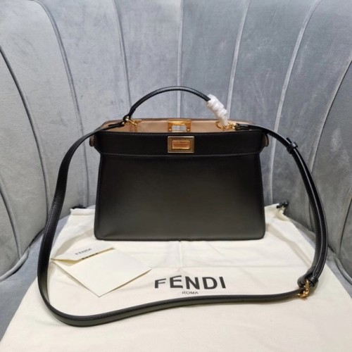 Кожена чанта Fendi PEEKABOO ISEEU EAST-WEST 8BN323A черна