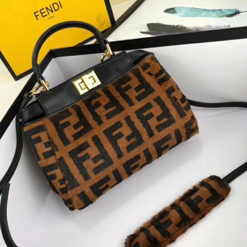 Fendi REGULAR PEEKBOOK Horsehair F3302 Черен