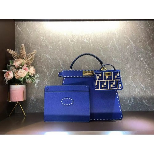 Чанта Fendi Peekaboo ISeeU MEDIUM от естествена кожа F8637 в синьо