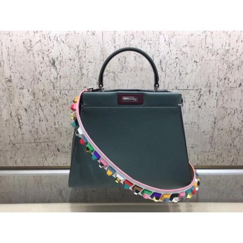 Малка чанта Fendi Peekaboo от телешка кожа FD26796 зелена