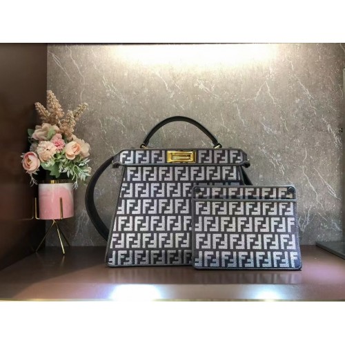 Чанта от плат с гоблен Fendi Peekaboo ISeeU Dove grey FF F1982 Gray