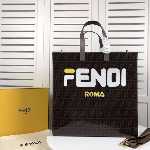 Чанта Fendi SHOPPER F1843 кафяво-бяла