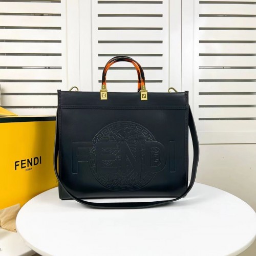 Чанта за шопър Fendi Sunshine Medium Fendace с черна кожена лого с щампа F0873 черна