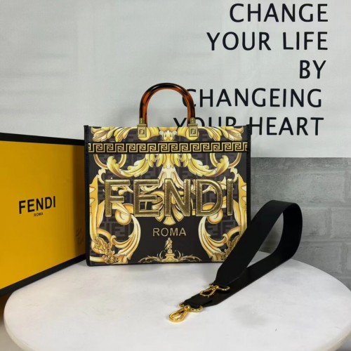Чанта за шопър от кожа Fendi Sunshine Medium Fendace с щампа в бяло 8BH386A-3