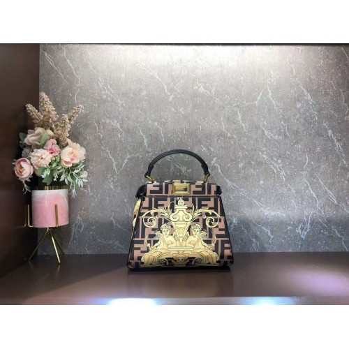 Мини чанта от коприна с щампа Peekaboo Fendi F1952 кафява