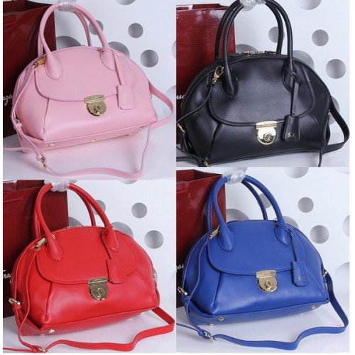 Чанта Ferragamo Medium Tote от телешка кожа SF588471