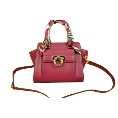 Чанта за рамо Ferragamo от мека телешка кожа SF8815 бордо