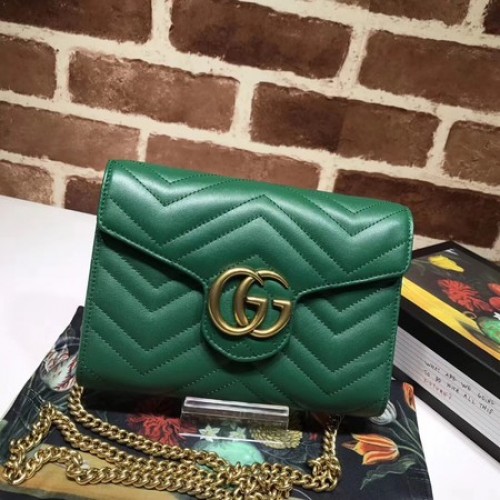 Мини чанта Gucci GG Marmont Matelasse 474575 зелена