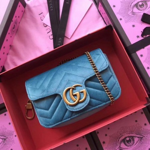 Gucci GG Marmont кадифена супер мини чанта 476433 небесно синьо