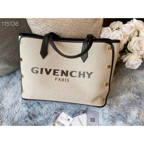 Чанта за рамо GIVENCHY 0179 бяла