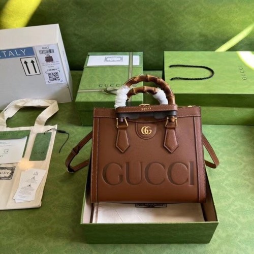 Малка чанта Gucci Diana A660195 Кафява