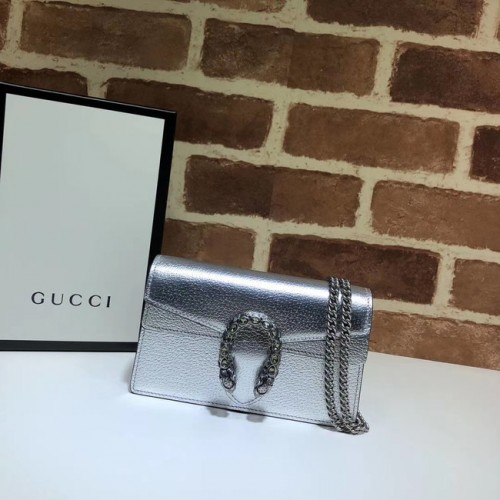 Кожена супер мини чанта Gucci Dionysus 476432 сребриста