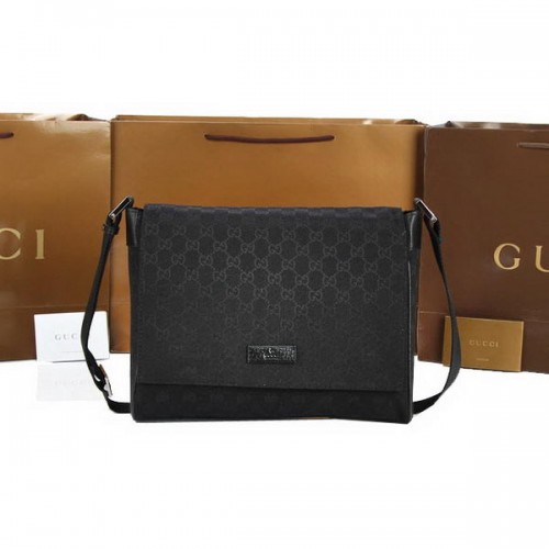 Малка чанта през рамо Gucci GG Canvas 146236 Черна