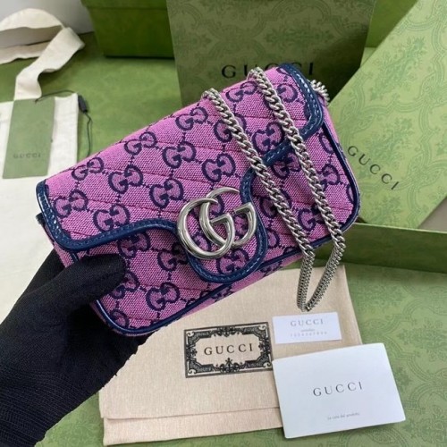 Gucci GG Marmont Многоцветна супер мини чанта 476433 розова