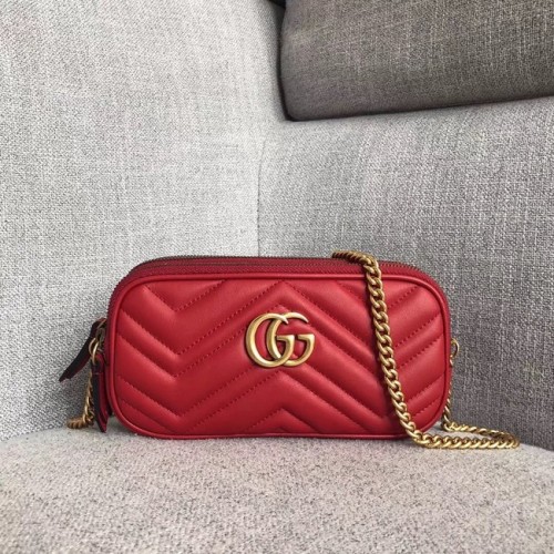 Мини чанта с верижка Gucci GG Marmont 546581 червена
