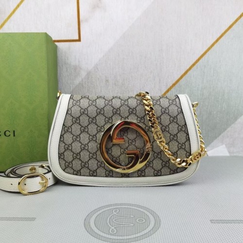 Чанта за рамо Gucci GG Supreme от плат, блондинка, 699268, бяла
