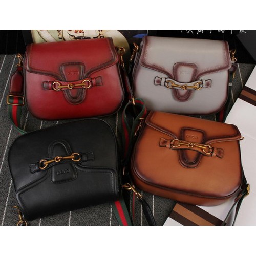 Чанта през рамо Lady Web от телешка кожа Gucci 383848