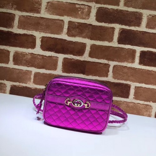 Gucci Mini чанта от ламинирана кожа 534950 цвят фуксия